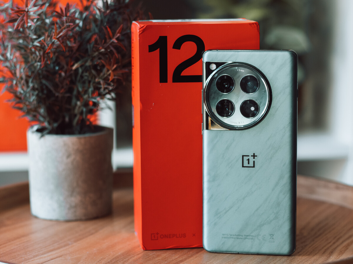 OnePlus 12
